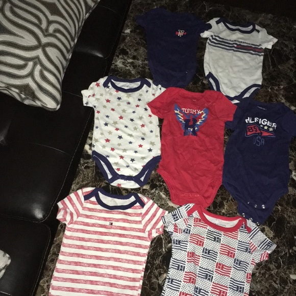 onesie tommy hilfiger